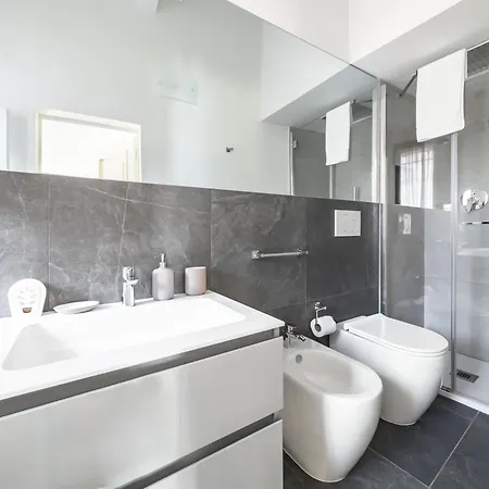 Apartment Charme In A Historic Bulding - Center *