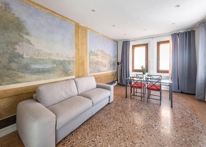 Charme In A Historic Bulding - Center בולוניה