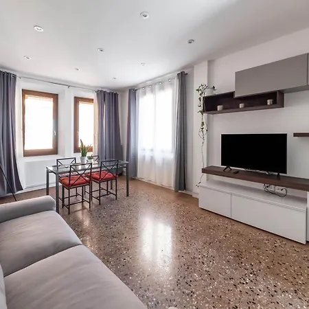 Apartment Casa Picta