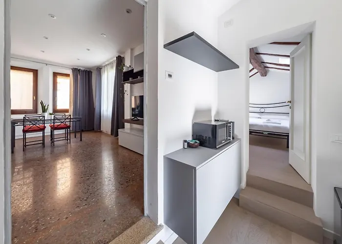 Apartmán Charme In A Historic Bulding - Center Boloňa